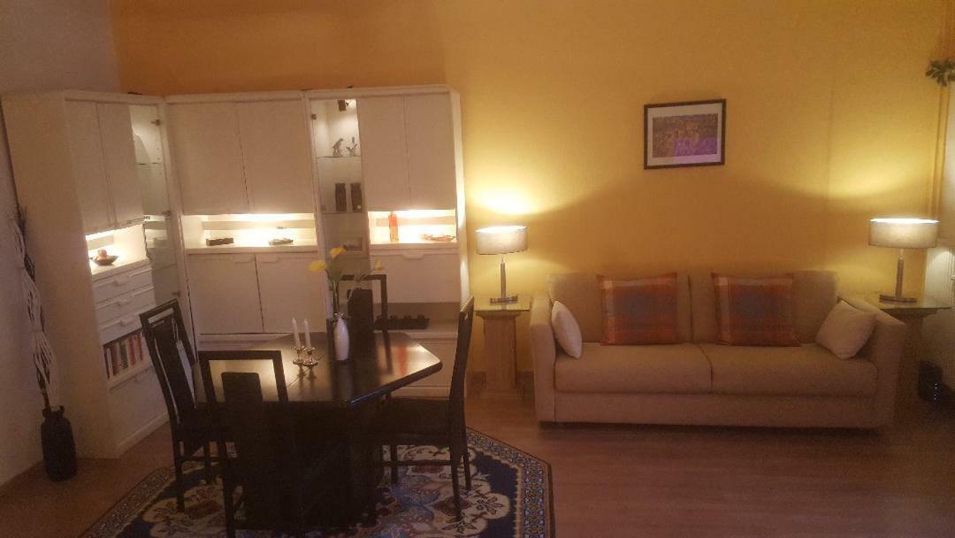 Von-Thuenen Apartment Schwerin  Ngoại thất bức ảnh
